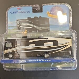 2016 Bounder 1:64 Model - Black and Cream 30th Anniversary